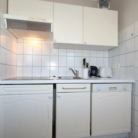 Seahaus 4 *